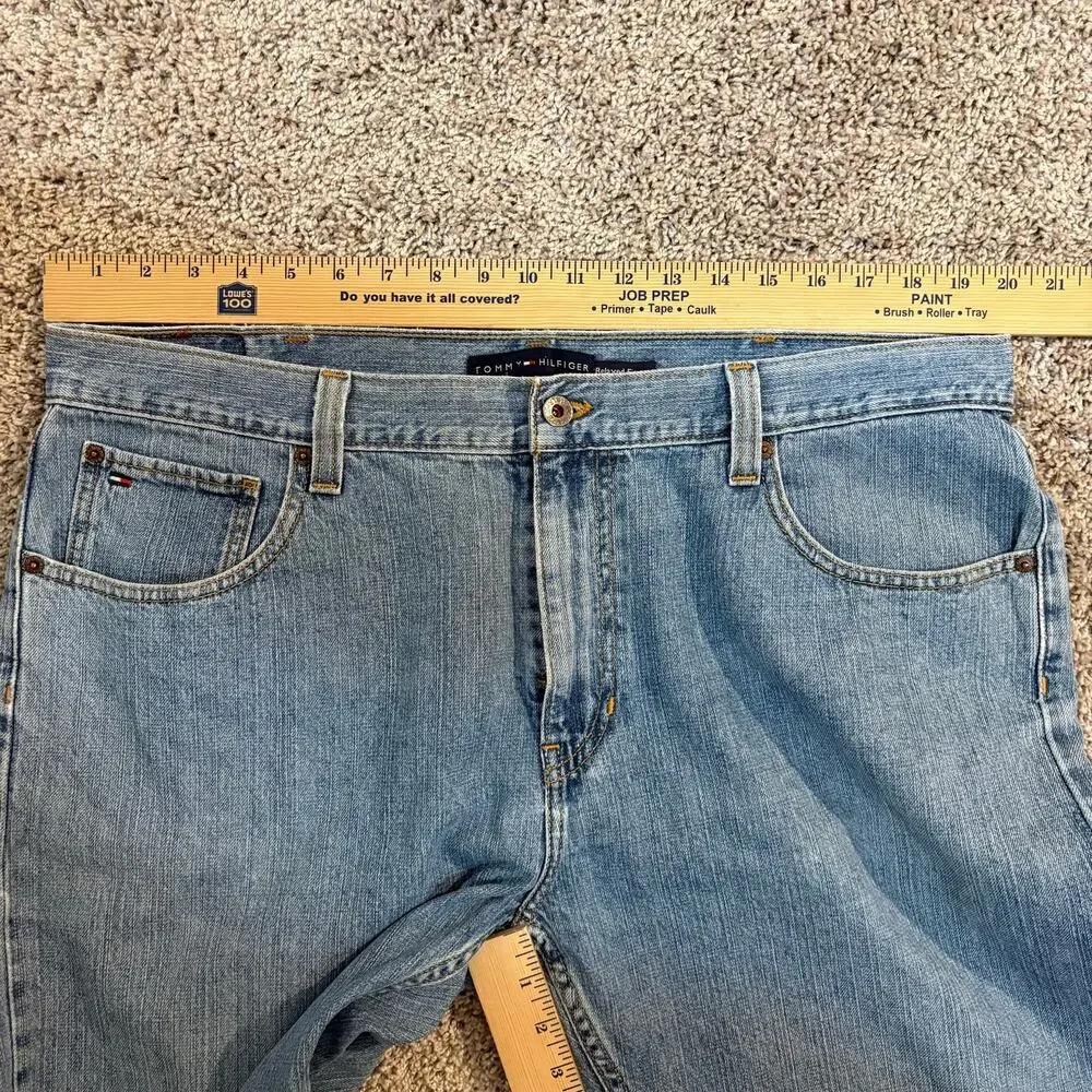 Tommy Hilfiger Jeans‎ Light Wash Blue Denim Relaxed Fit